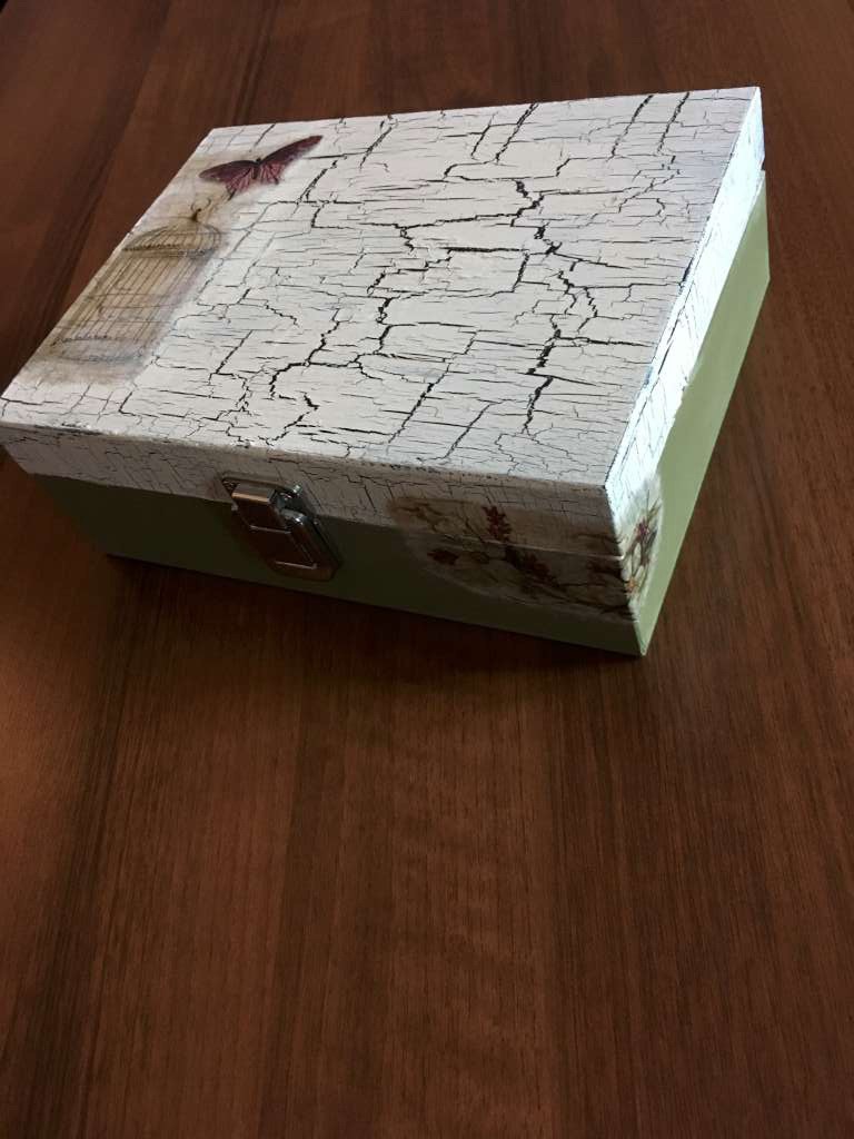 Krabička 24,5 x 18,5 x 8,5
