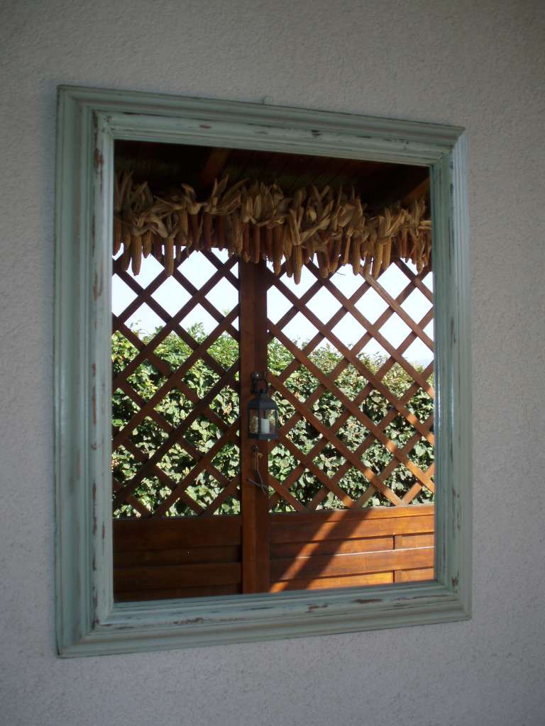 Zrkadlo 62x50x3,5 cm (v. š. h. )